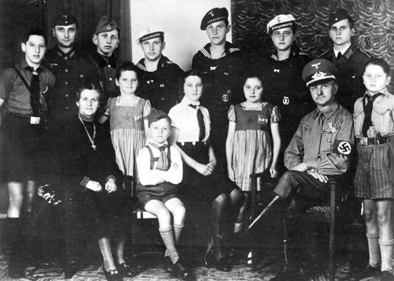 German World War II Reichel family