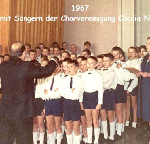 boys choir costumes Germany Knabenchor Marianum Fulda costumes