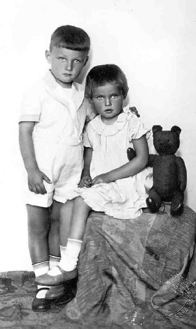 Latvian children's clothes
