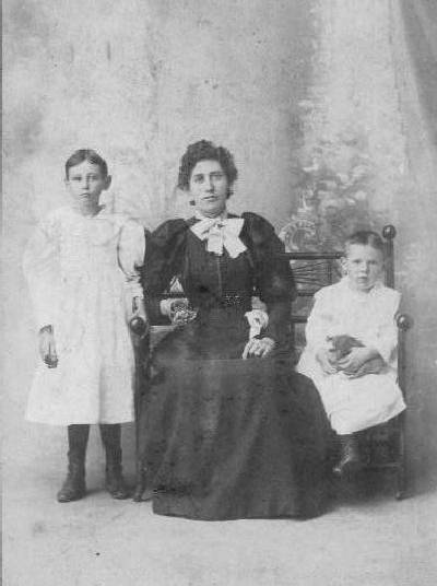 1890s family