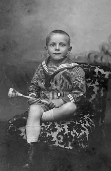 German boy button-on sailor suit