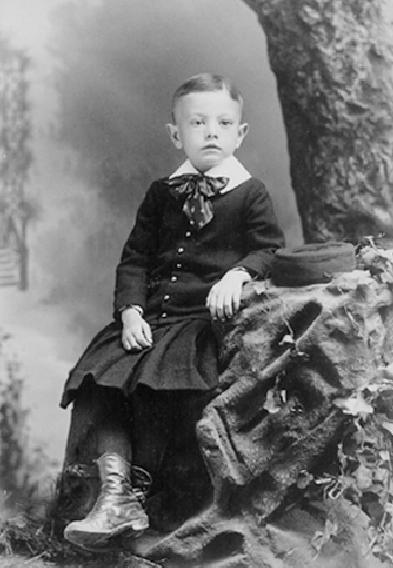 Eton collar kilt suit