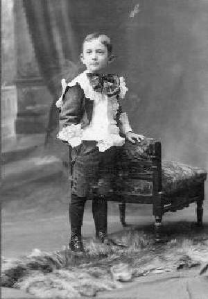 Fauntleroy suits 5 years old