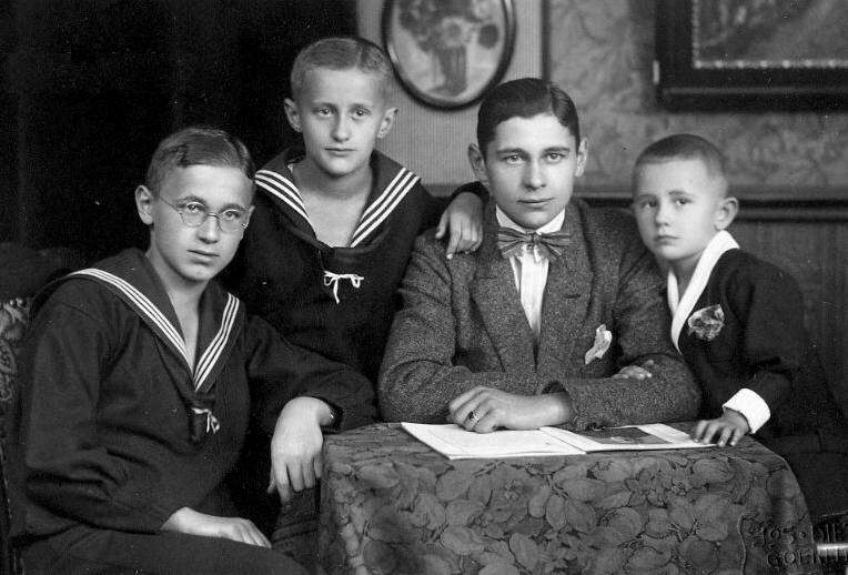 German children sailor suits Matrosenkleidung