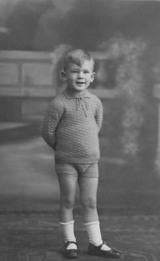 Belgian juvenile outfits