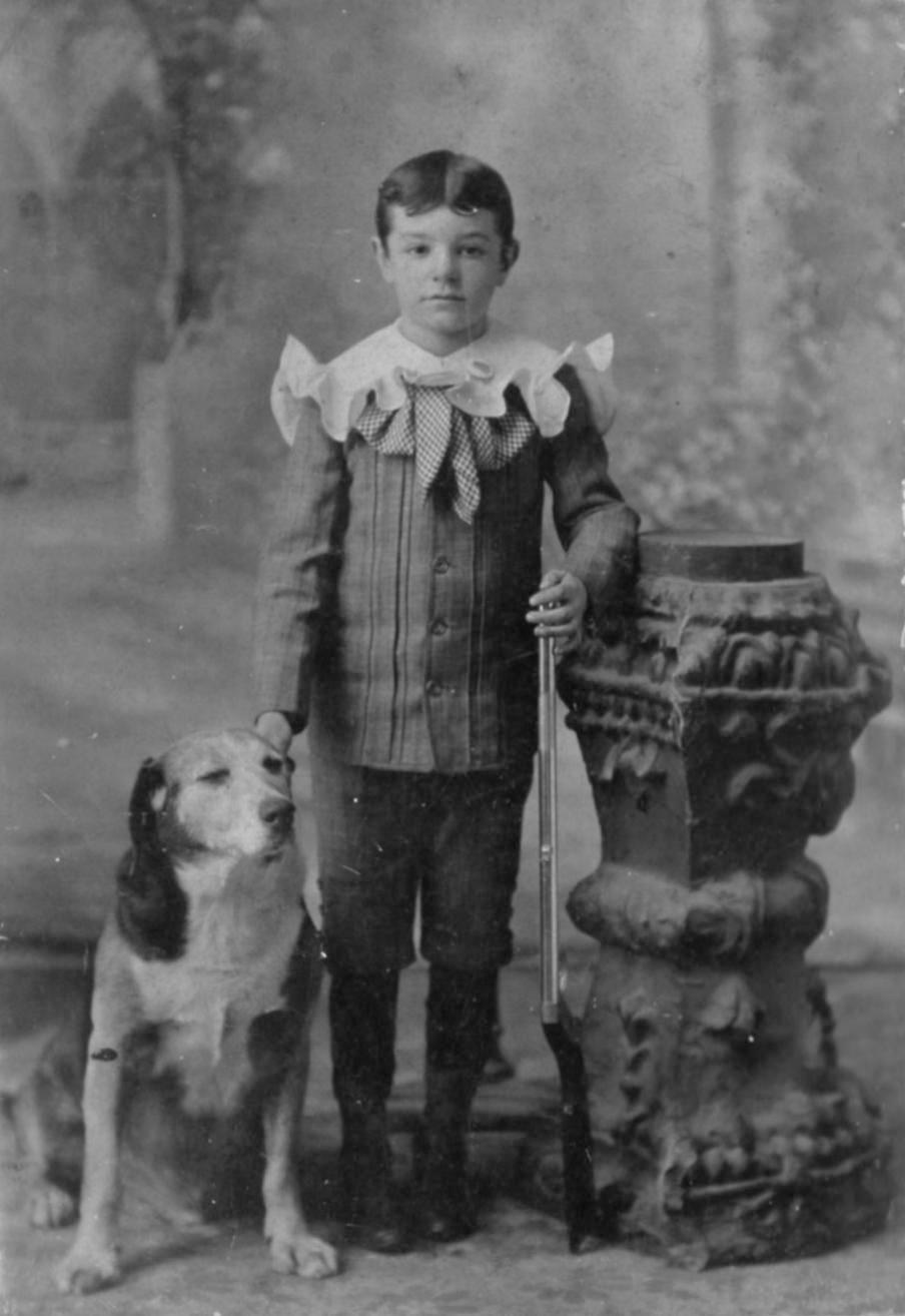 Fauntleroy lace collars