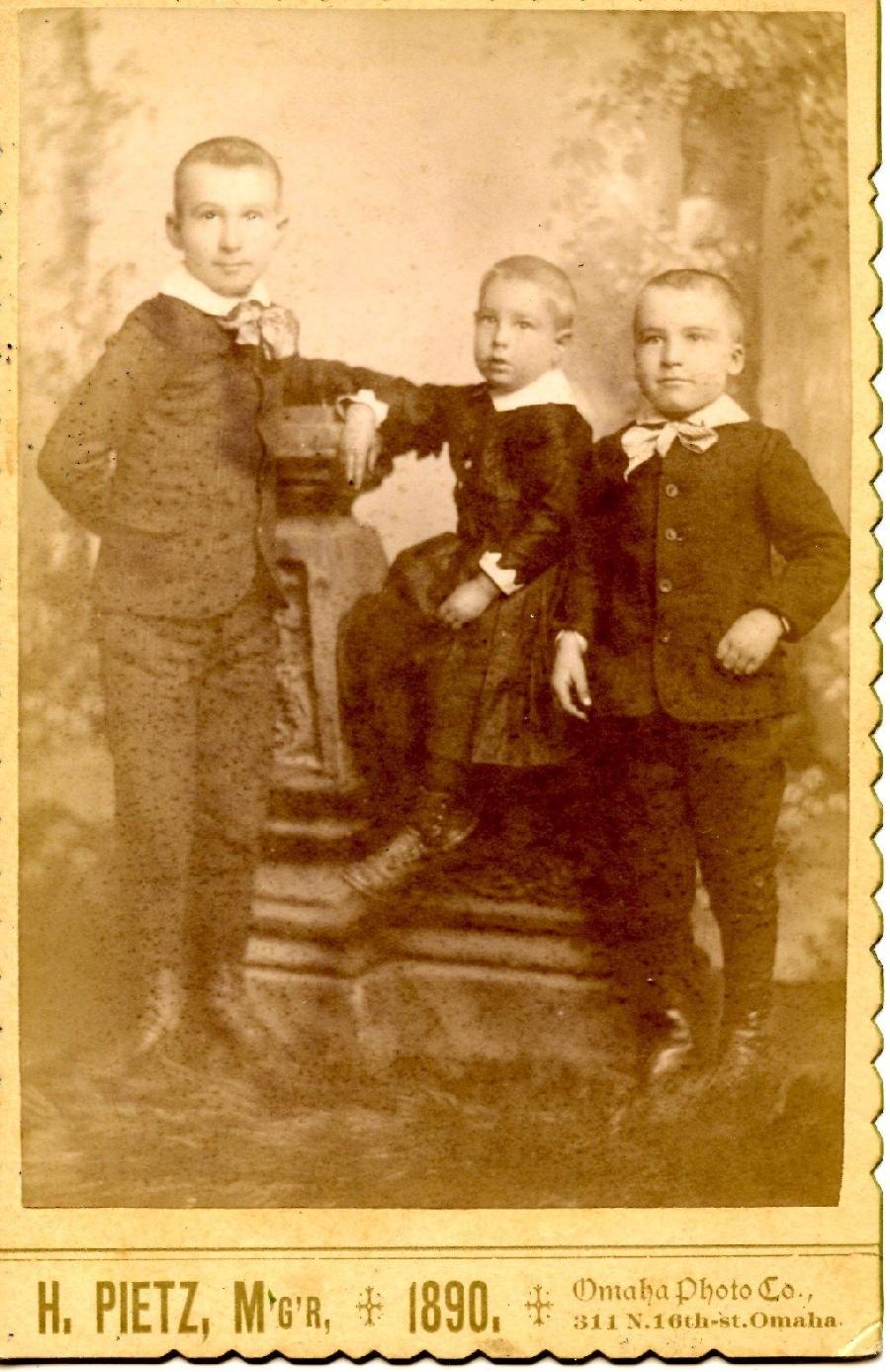 cabinet card pinking