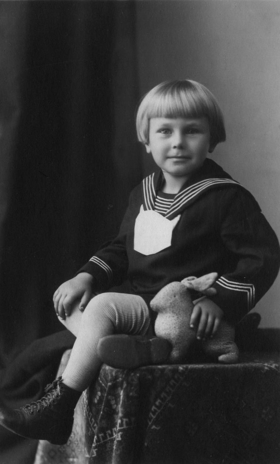 Hungarian sailor suits