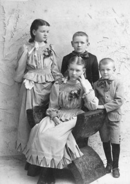 1890s family