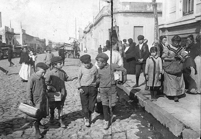 Argentine boys school smock guardapolvo escolar