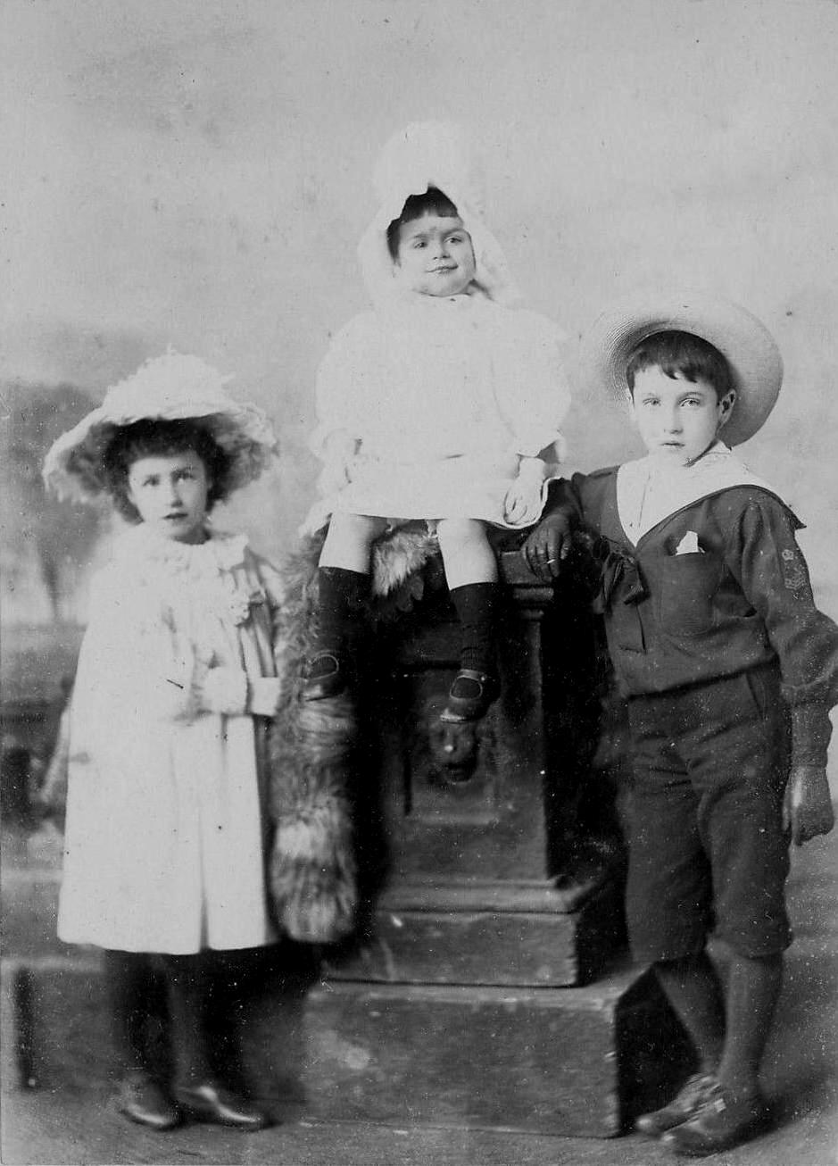 children's 19th century headwear