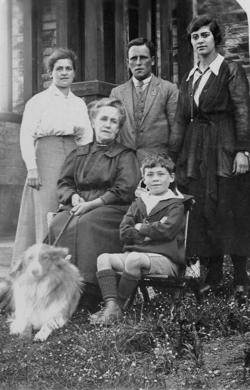 English families 1920s