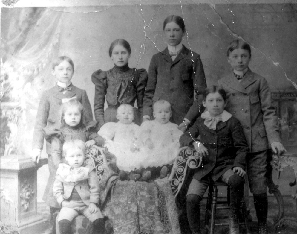 1890s family