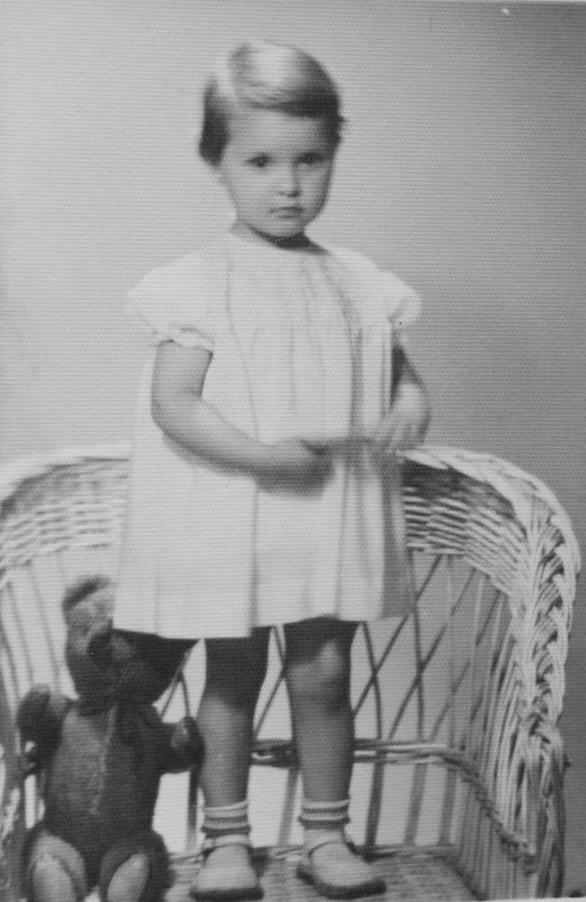 Bulgarin boy dress