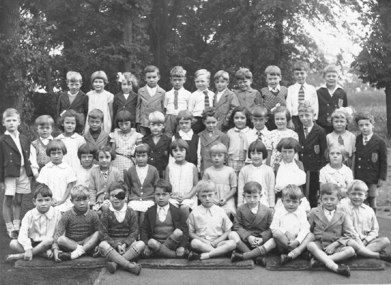 schoolwear 1930s