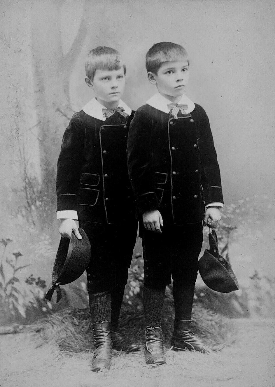 boys velvet suits
