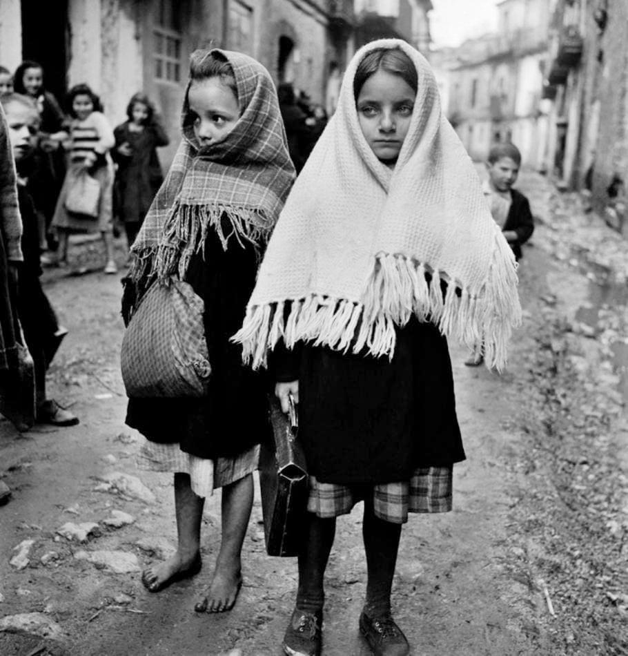 Italian girl dresses 