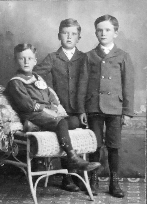 suits 8 year olds