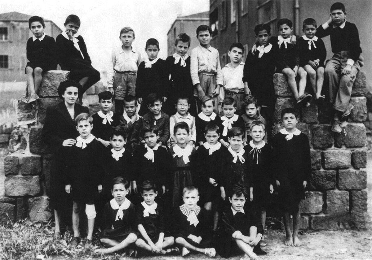 Italian school footwear 1940s