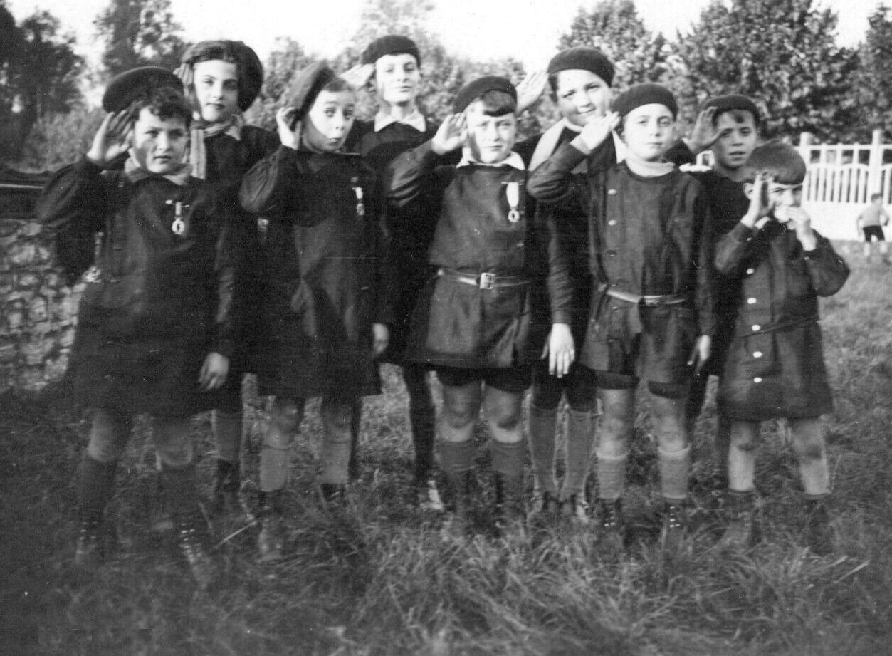 French school smocks