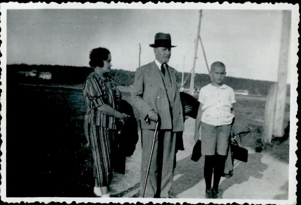 Romanian snapshots 