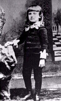 Fauntleroy suit ages