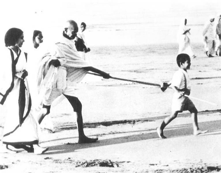  Mahatma Gandhi