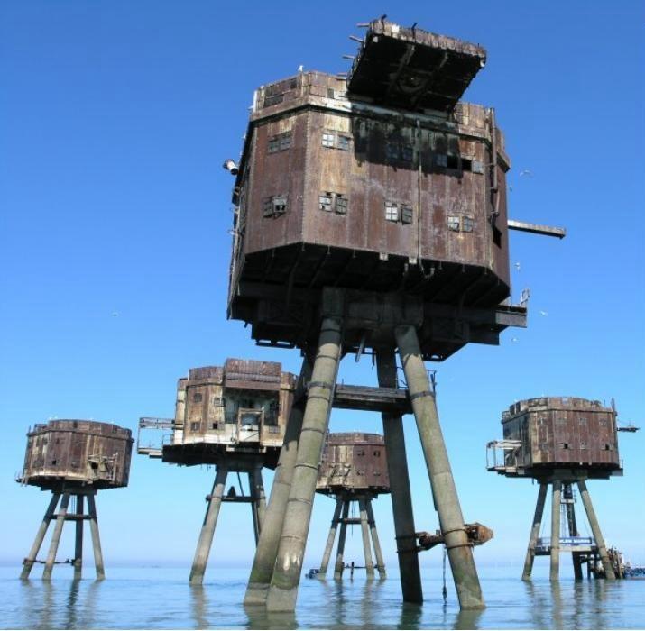 Red Sand Forts