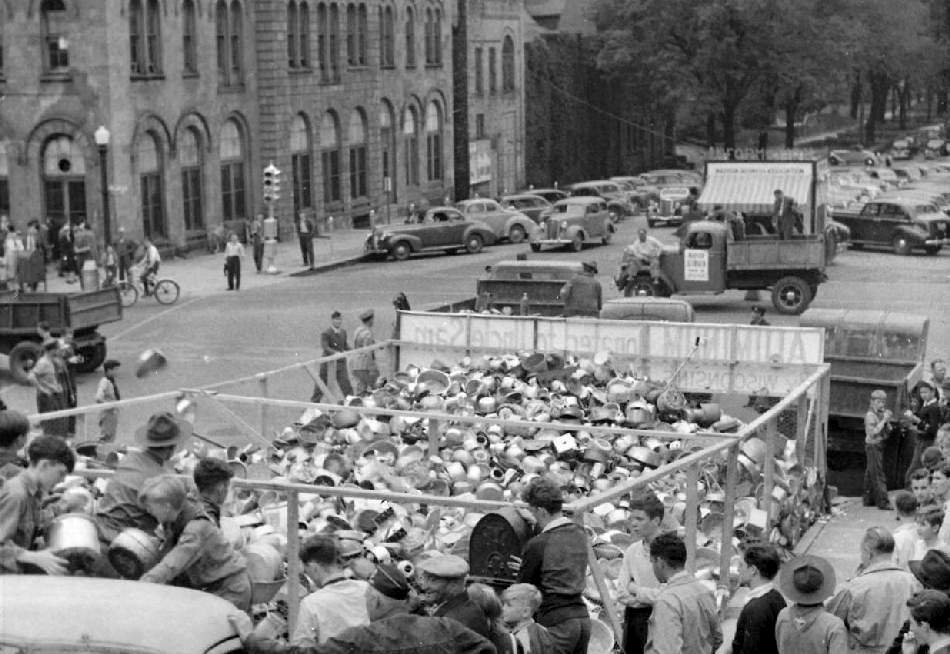 World War II food and raw matrrials