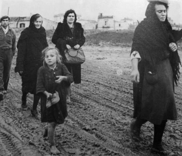 Italian civilian casualties from air operations