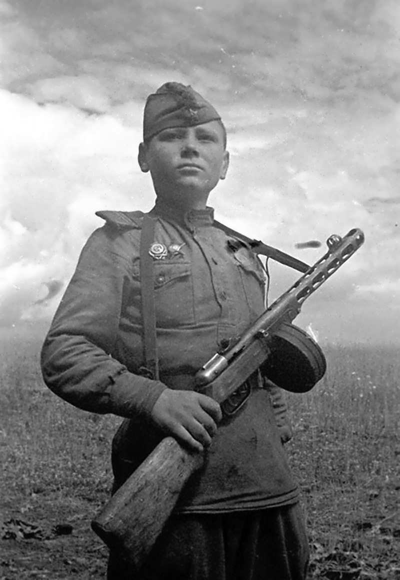 World War II Soviet submachine gun