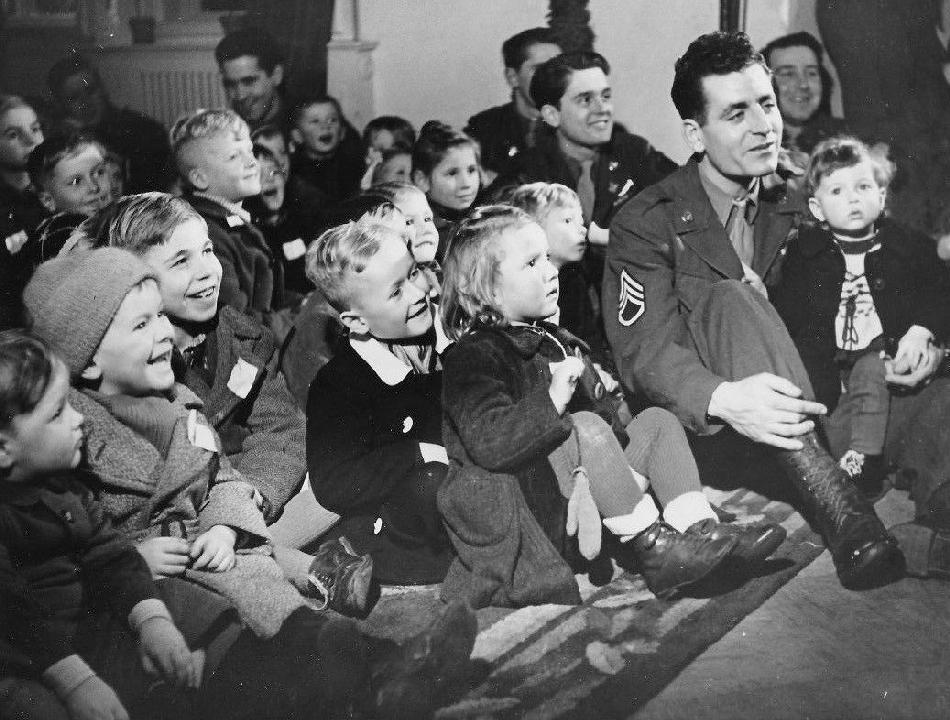GIs and German children