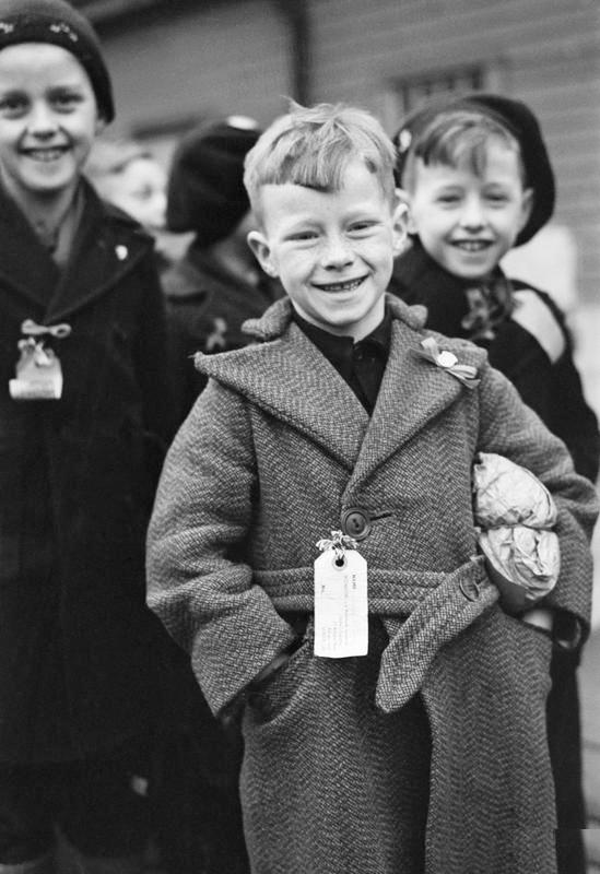 Dutch children World War II evacuees