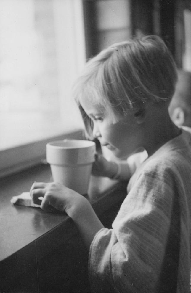 World War II Swedish Finnish children food
