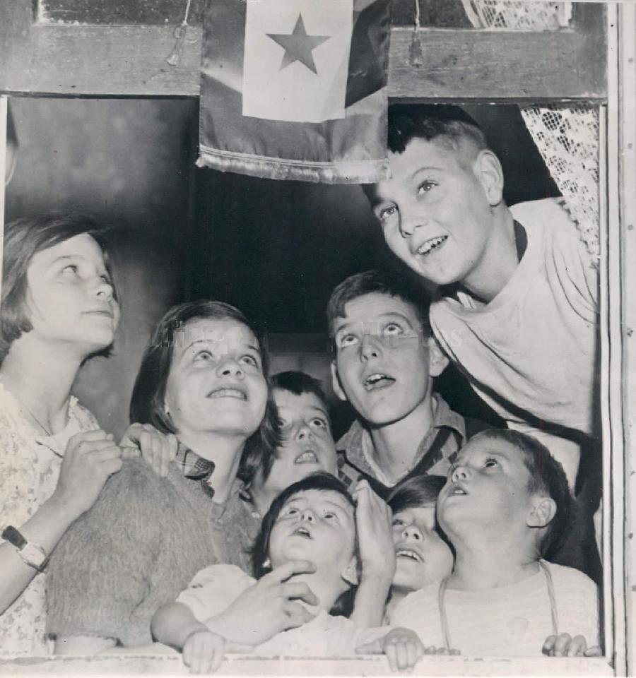  World War II service stars 