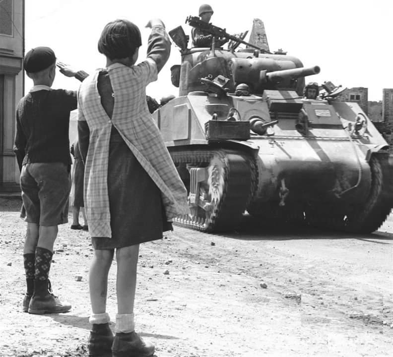 American World War II tank M4 Sherman liberatioin 