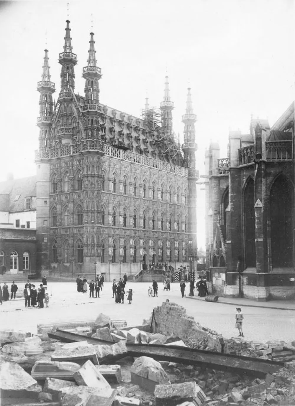 German atrocities in Belgium destruction of cultural treasures 