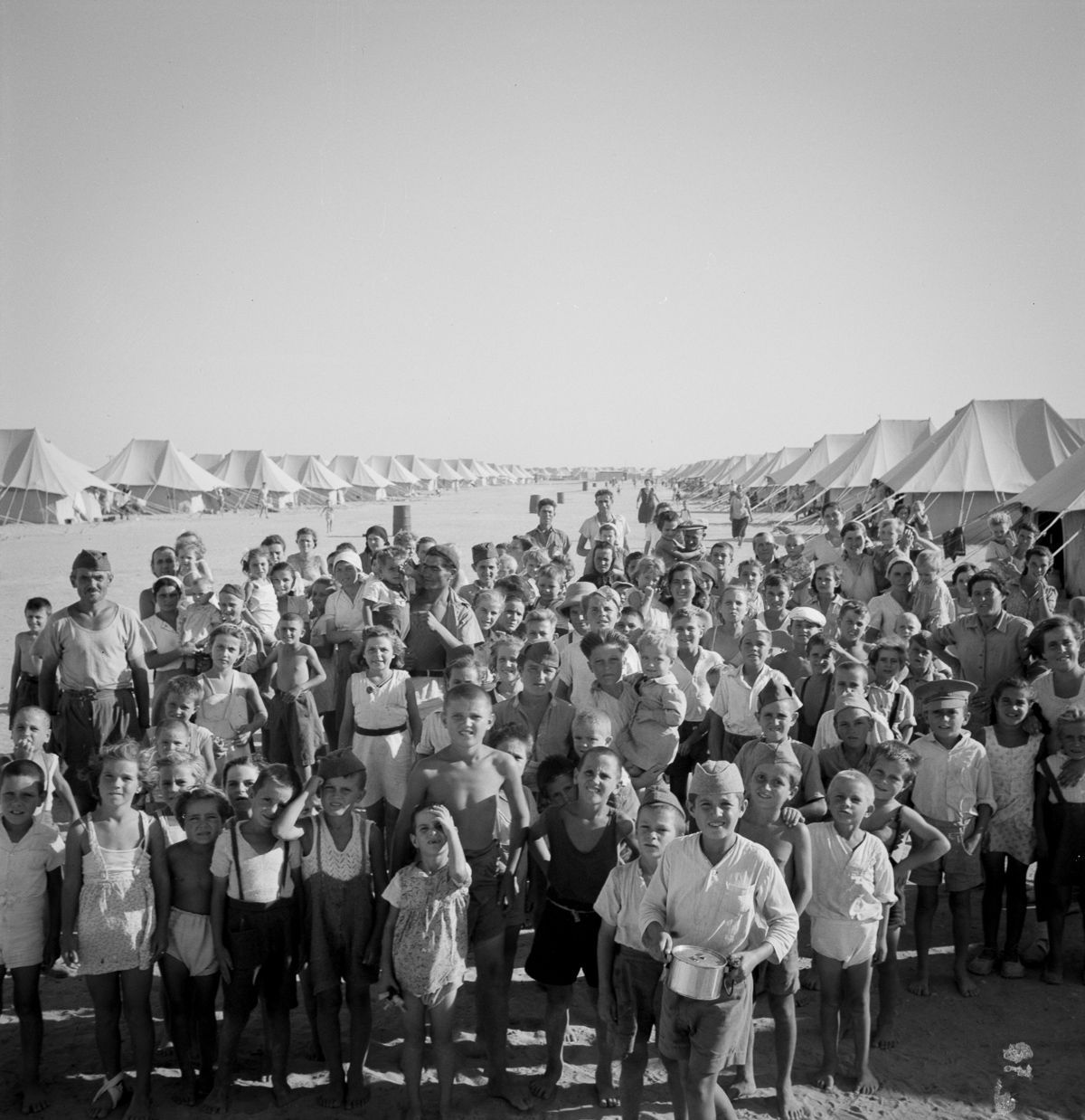 El Shatt refugee camps