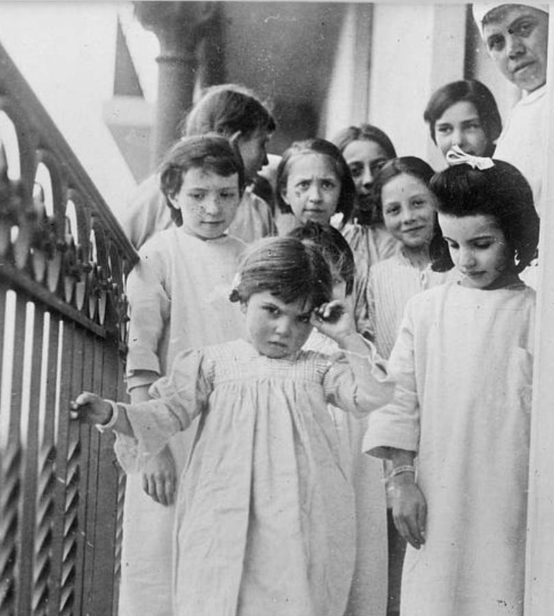 World War I French refugees Evian 