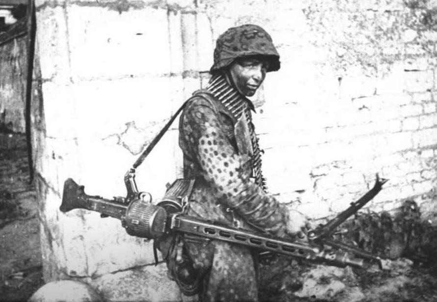 World War II German machine guns