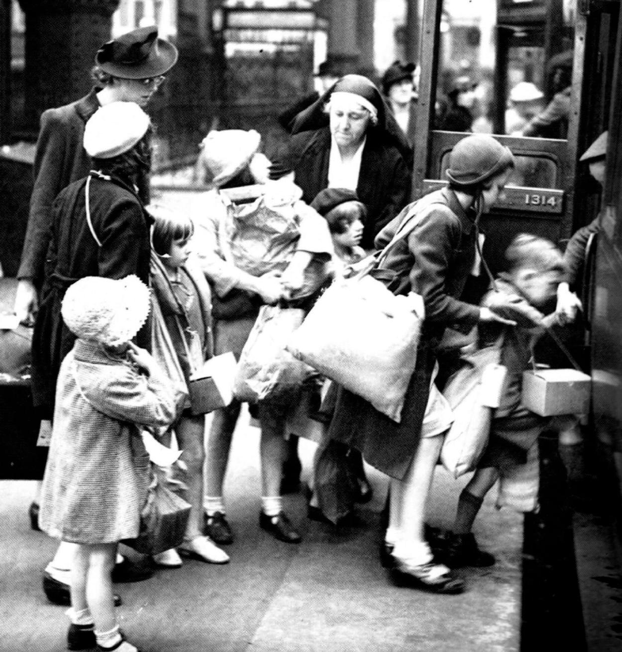 British World War II evacuation 